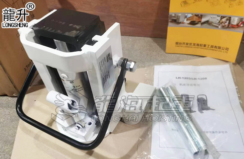 機(jī)床爪式千斤頂實(shí)物圖三