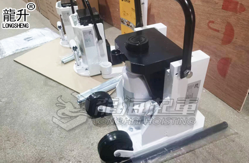 機(jī)床爪式千斤頂實(shí)物圖四